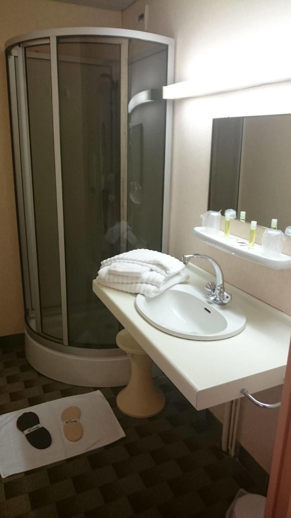 Brit Hotel Du Ban Chaudes-Aigues Luaran gambar